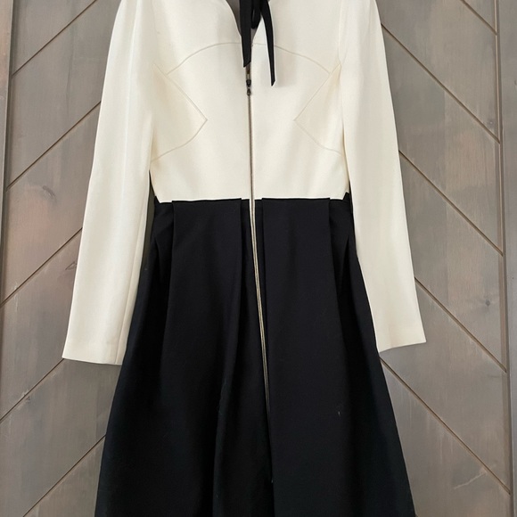 Roland Mouret Black and Cream Dress - Picture 2 of 3